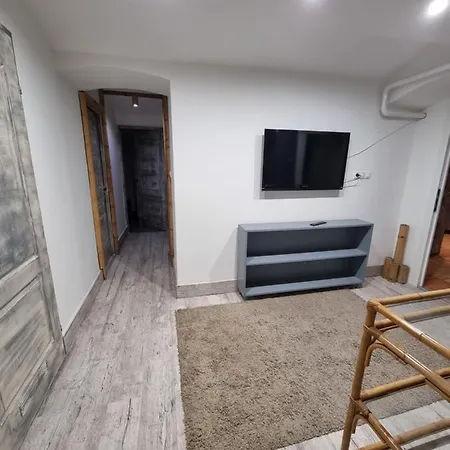 Centrum Wellness Hostal *