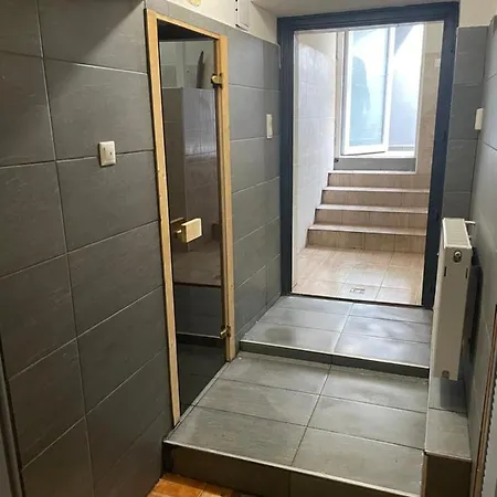 Centrum Wellness Hostel *