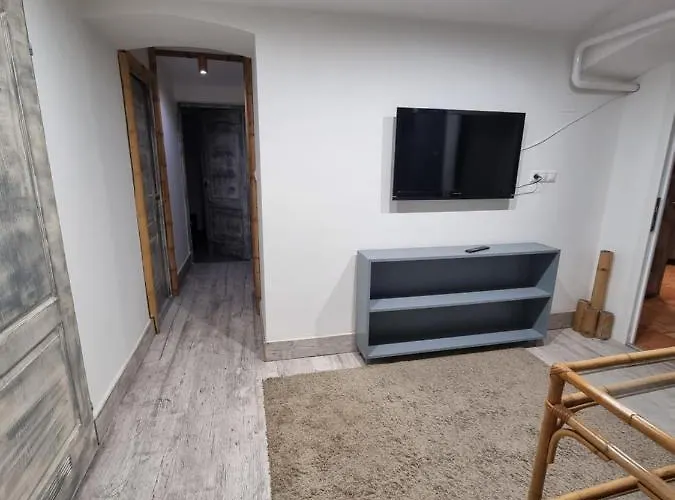 Centrum Wellness Hostal *